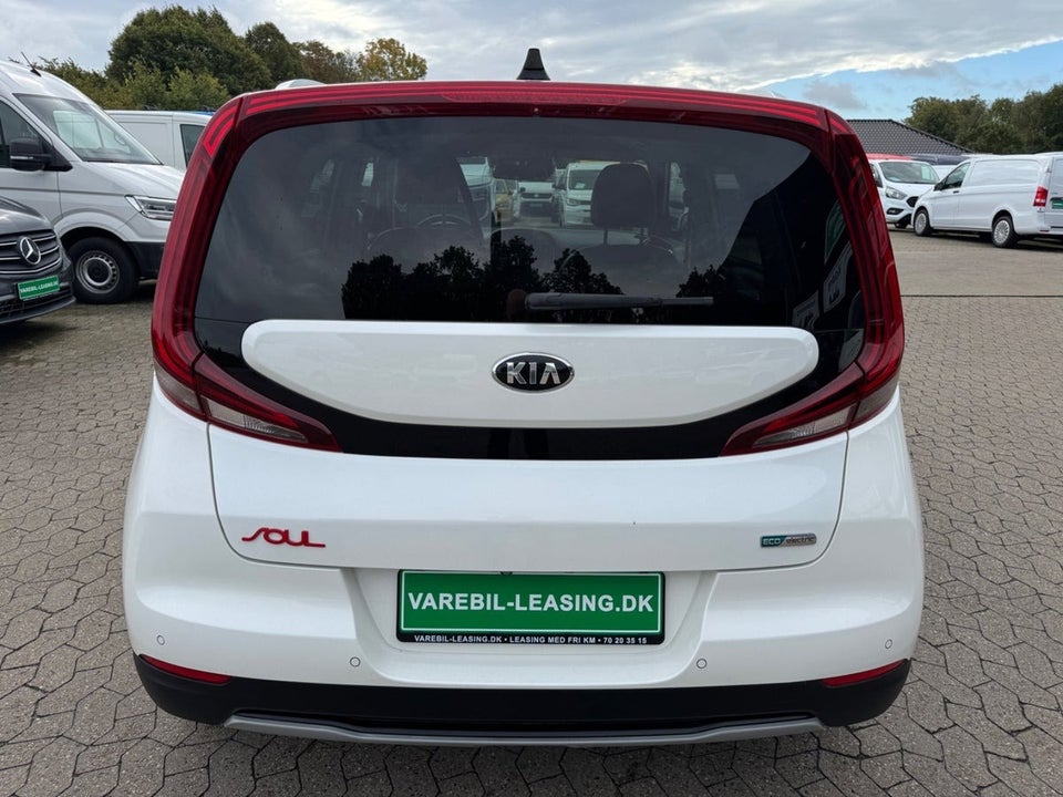 Kia e-Soul 64 Premium Luxury Van 5d