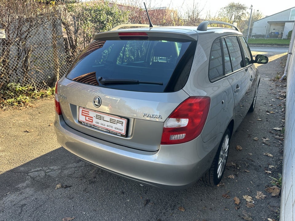 Skoda Fabia 1,2 TSi 86 Elegance Combi 5d