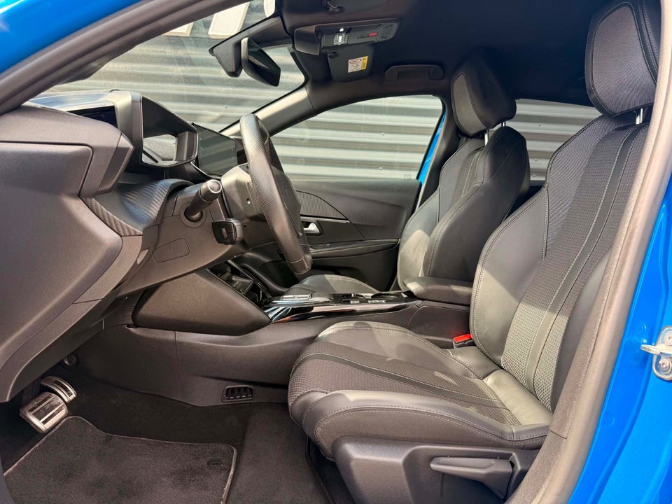 Peugeot e-208 50 GT Van 5d