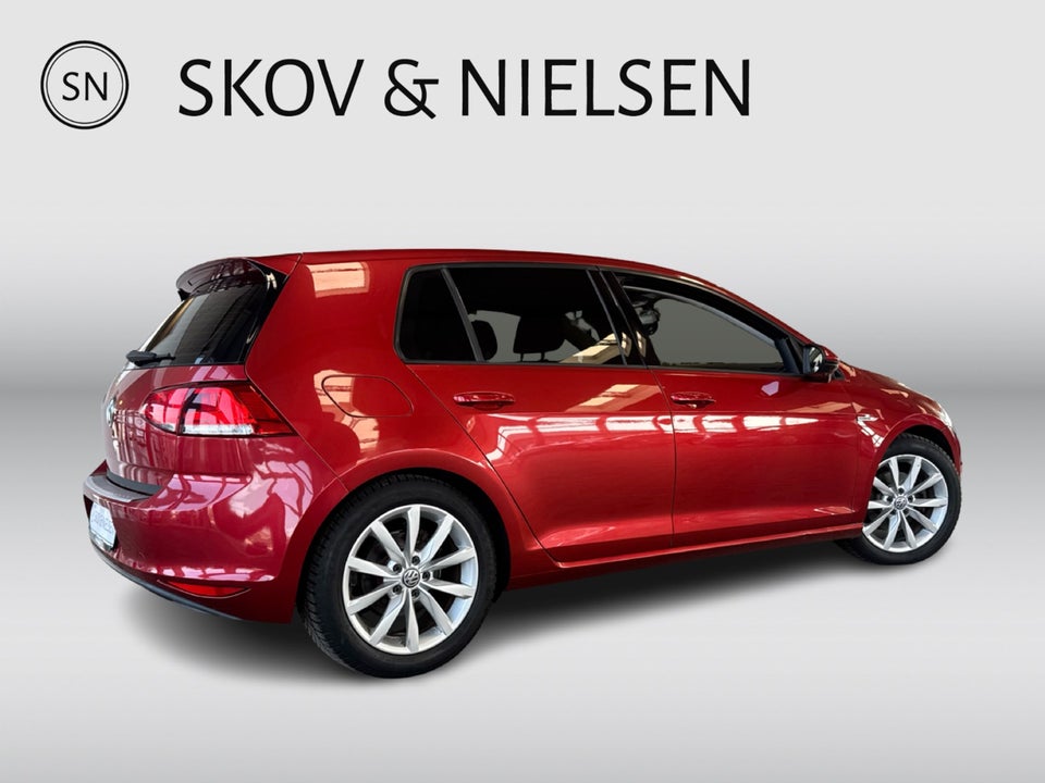 VW Golf VII 1,6 TDi 110 Comfortline 5d