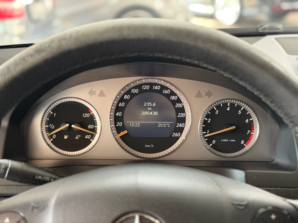 Mercedes C180 1,8 Kompressor Avantgarde stc. 5d