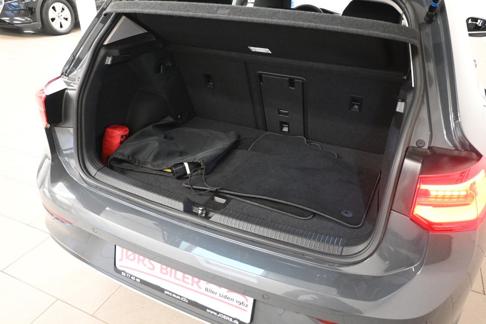 VW Golf VIII 1,4 eHybrid DSG 5d