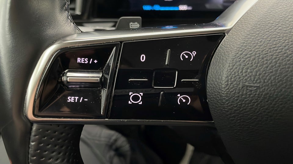 Renault Megane E-Tech 60 Techno 5d