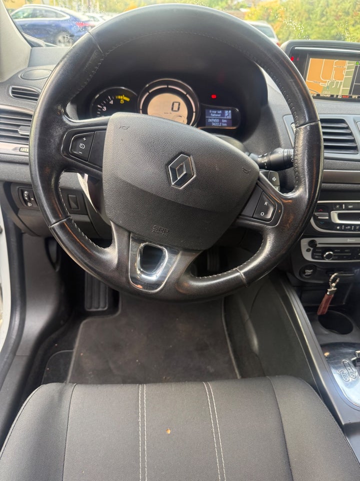 Renault Megane III 1,5 dCi 110 Expression aut. 5d