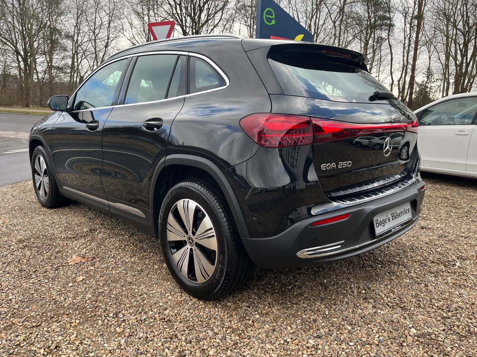 Mercedes EQA250 Progressive Advance 5d
