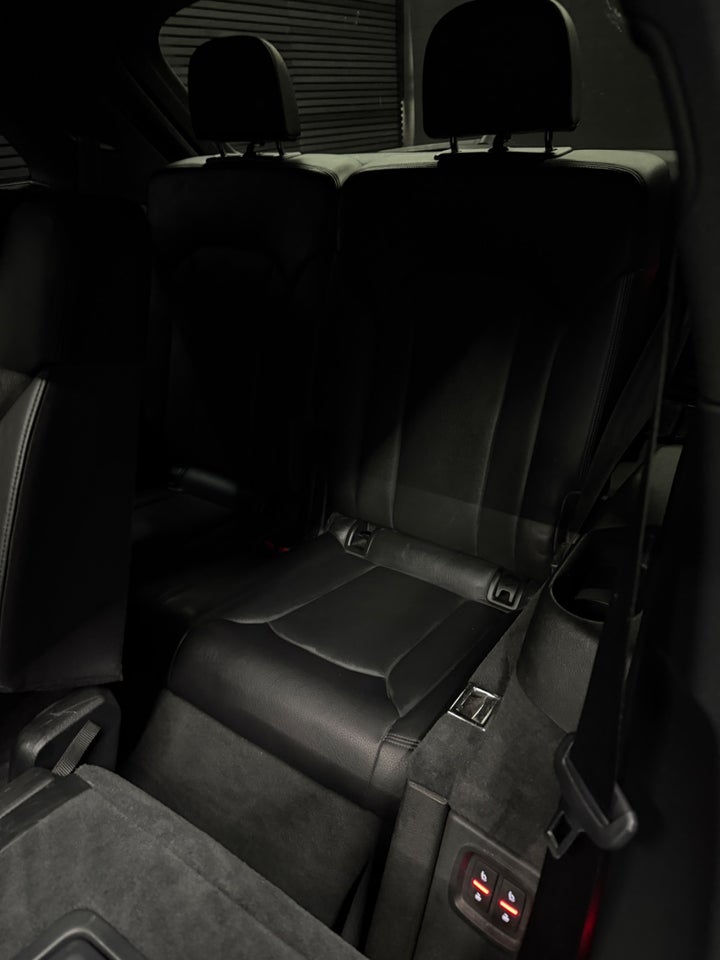 Audi Q7 3,0 TDi 272 quattro Tiptr. 7prs 5d