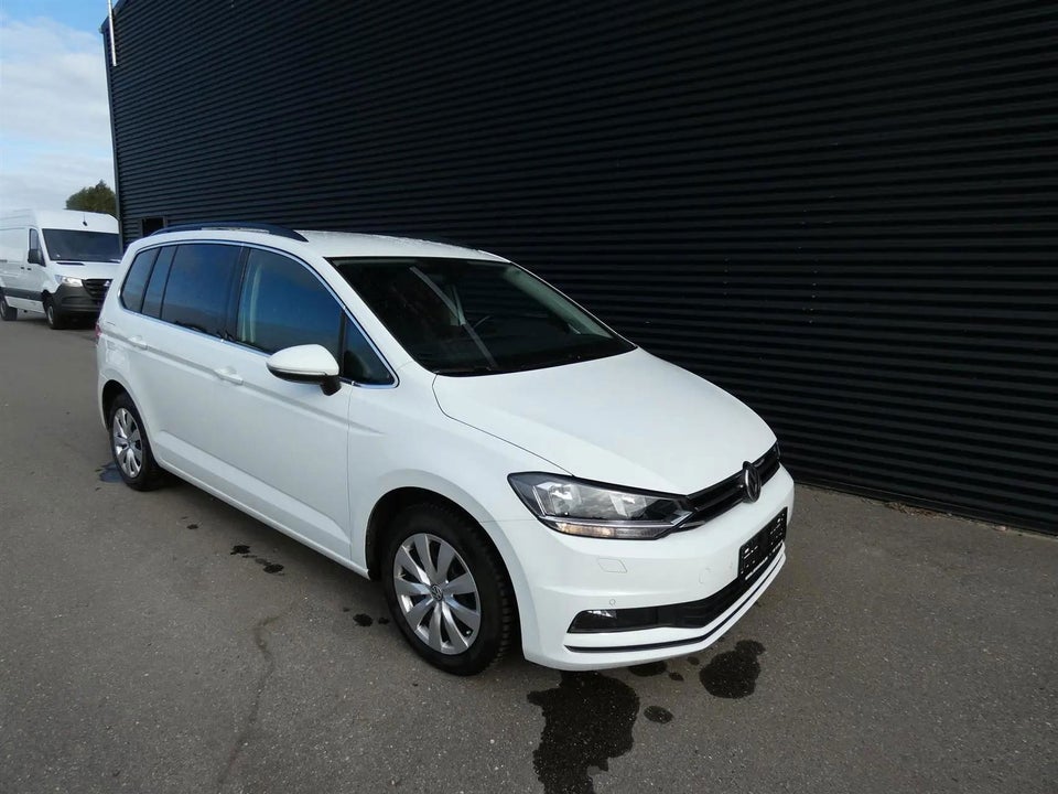 VW Touran 2,0 TDi 115 Comfortline DSG Van 5d