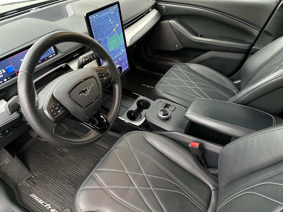 Ford Mustang Mach-E 98 Extended Range 5d