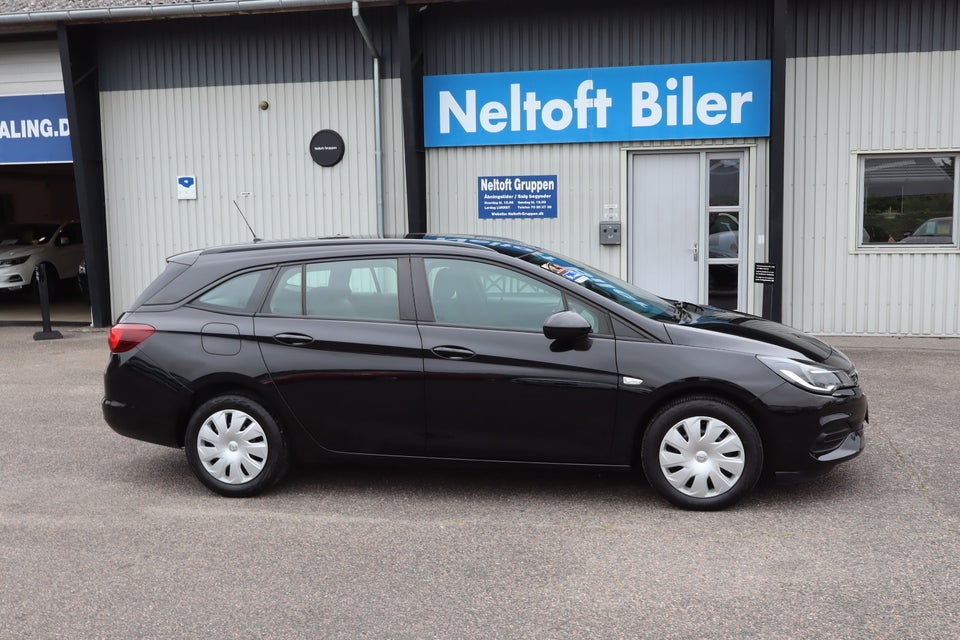 Opel Astra 1,2 T 110 Elegance Sports Tourer 5d
