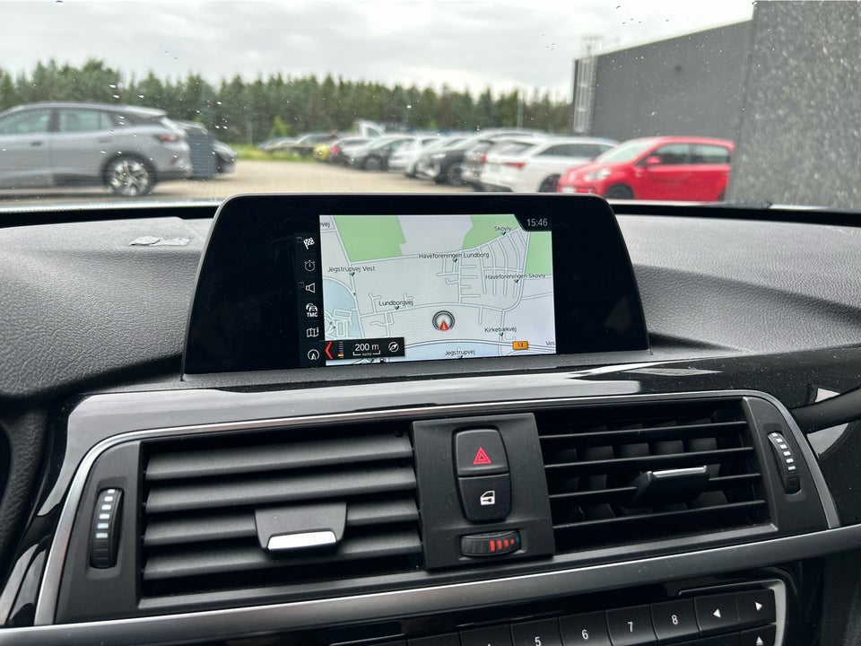 BMW 330e 2,0 aut. 4d