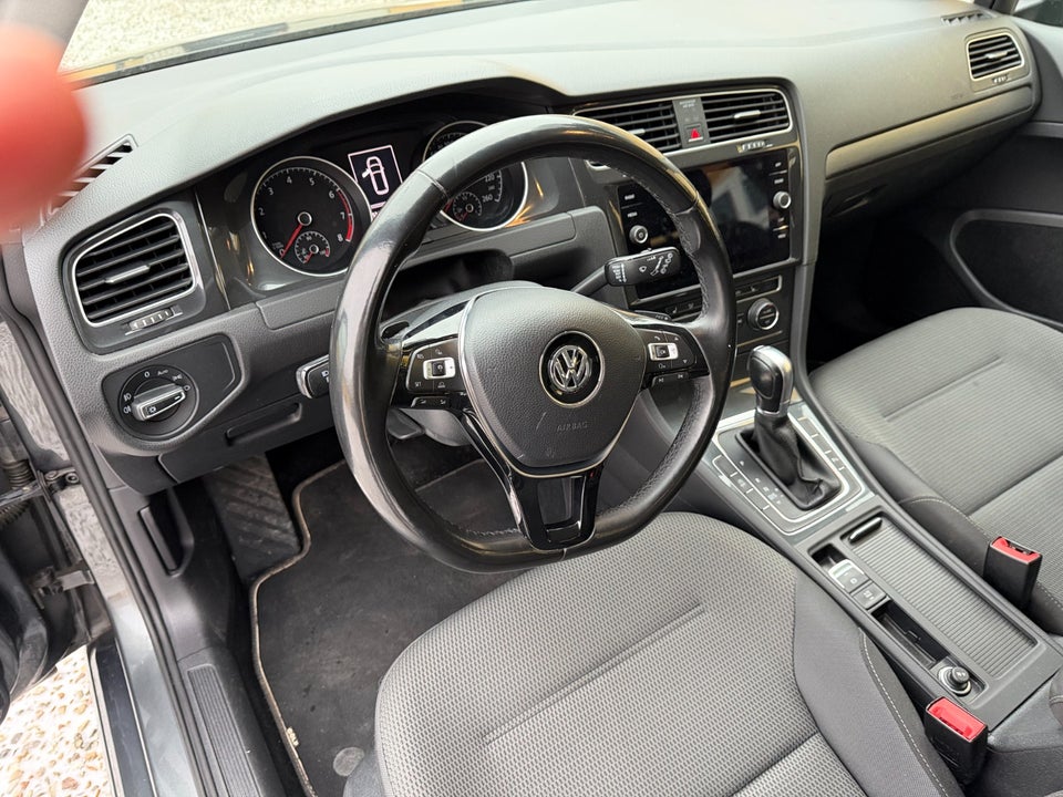 VW Golf VII 1,5 TSi 130 Comfortline DSG 5d