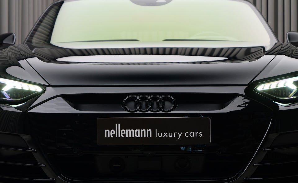 Audi e-tron GT quattro 4d