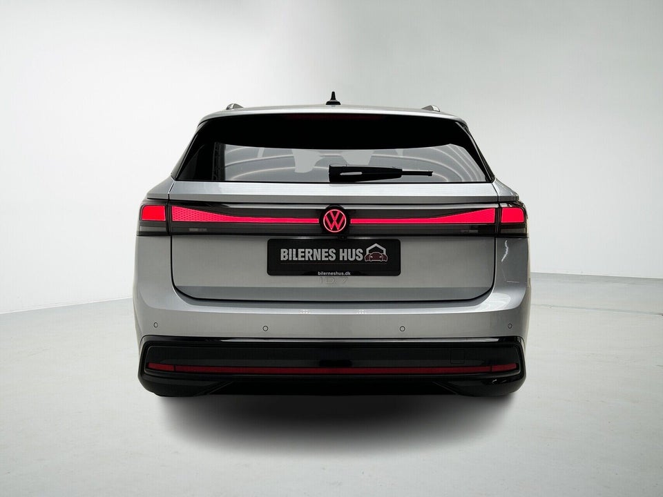 VW ID.7 77 Style+ Tourer 5d