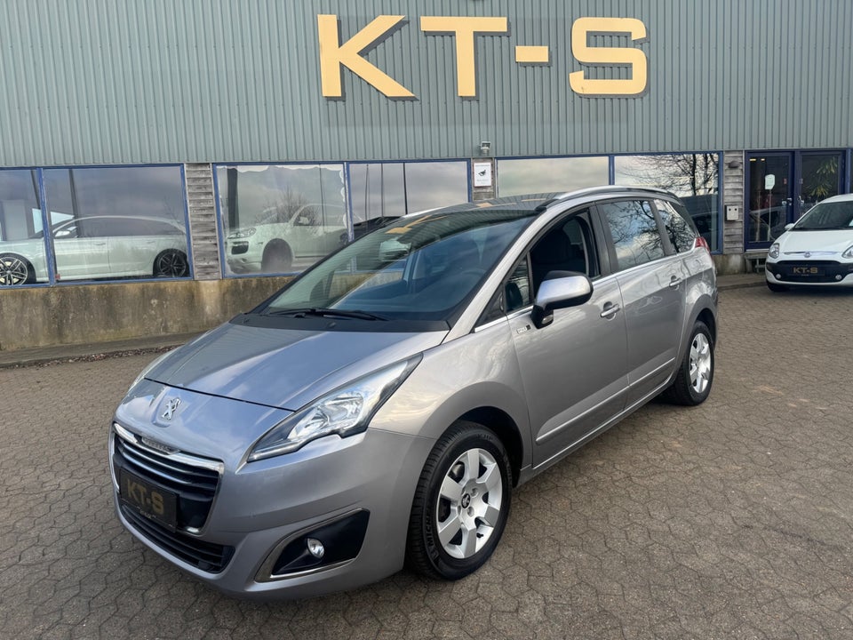 Peugeot 5008 1,6 HDi 114 Style 7prs 5d