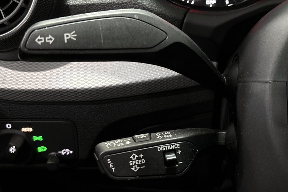 Audi Q2 35 TFSi Prestige S-tr. 5d