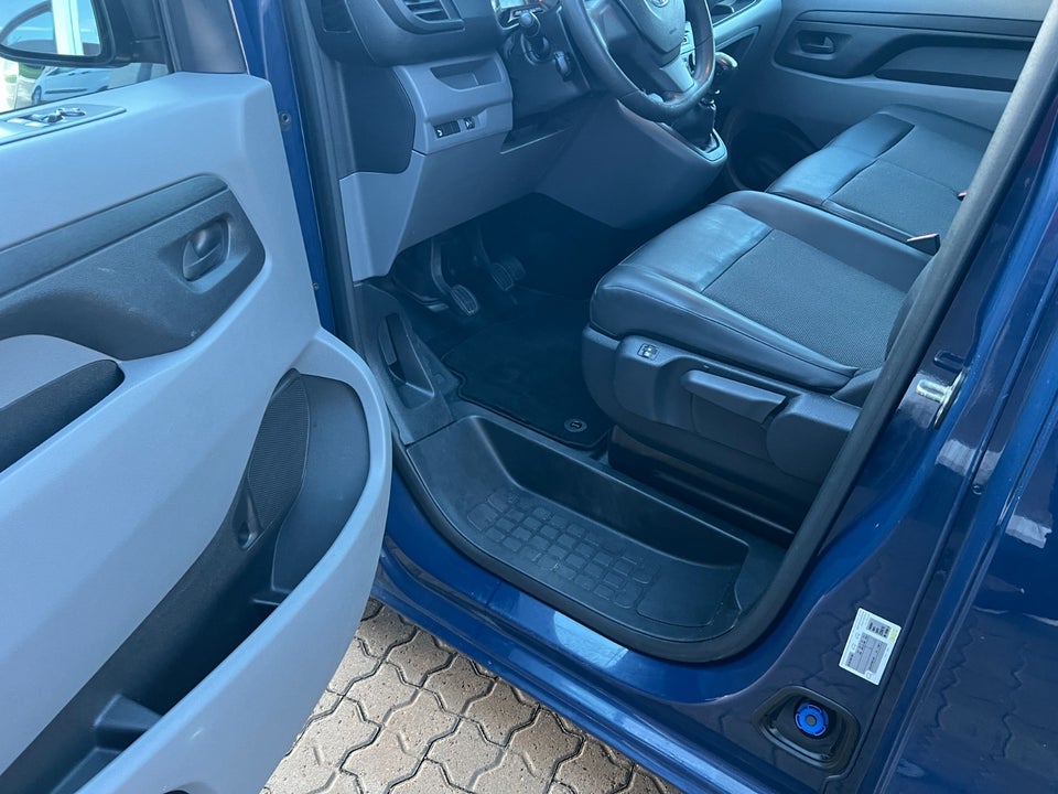 Toyota ProAce 2,0 D 120 Compact Base+ 5d