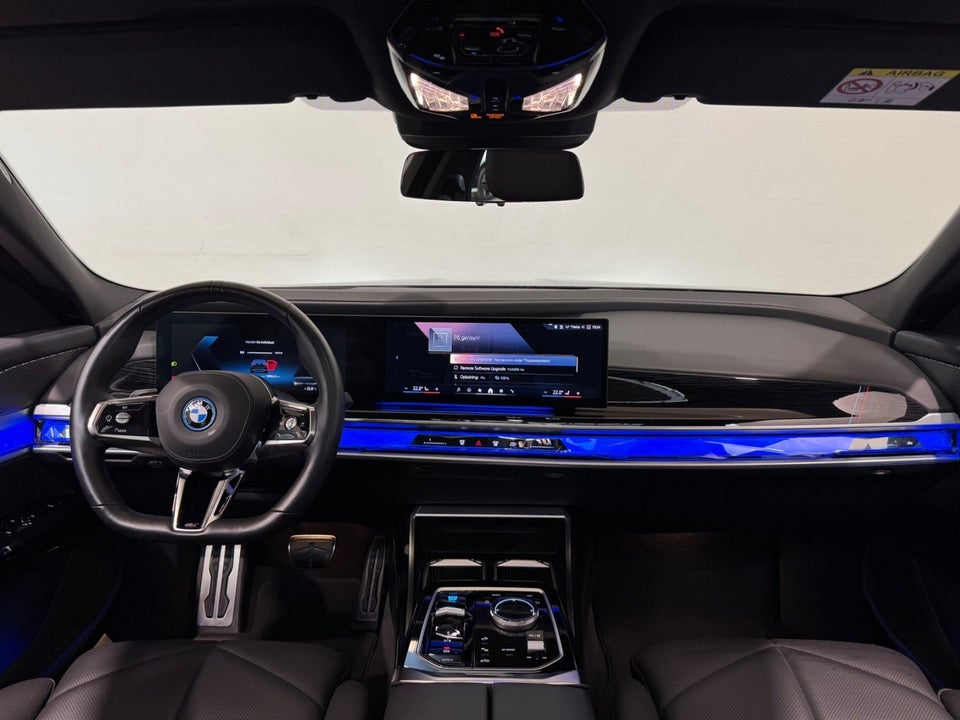 BMW i7 eDrive50 M-Sport 4d