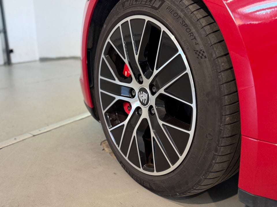 Porsche Taycan 4S Performance+ 4d