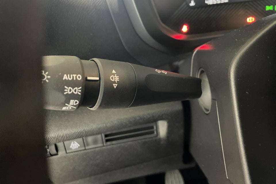 Citroën C4 1,2 PureTech 100 Live 5d