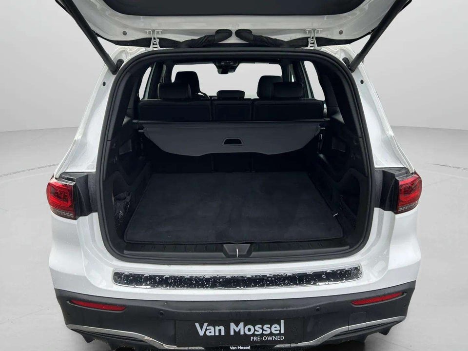 Mercedes EQB250 AMG Line 5d