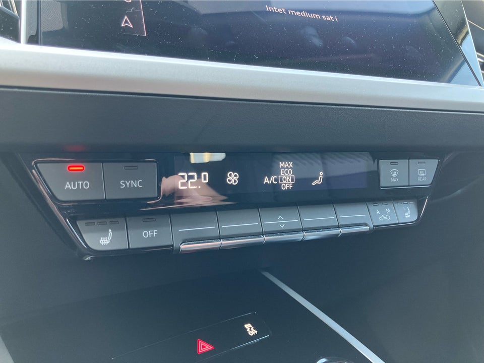 Audi Q4 e-tron 40 S-line 5d