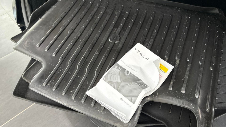 Tesla Model Y Performance AWD 5d
