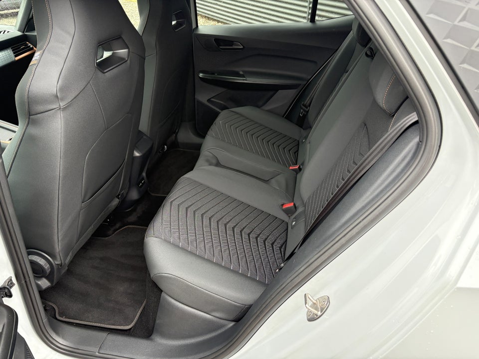 Cupra Born 77 e-Boost 5d