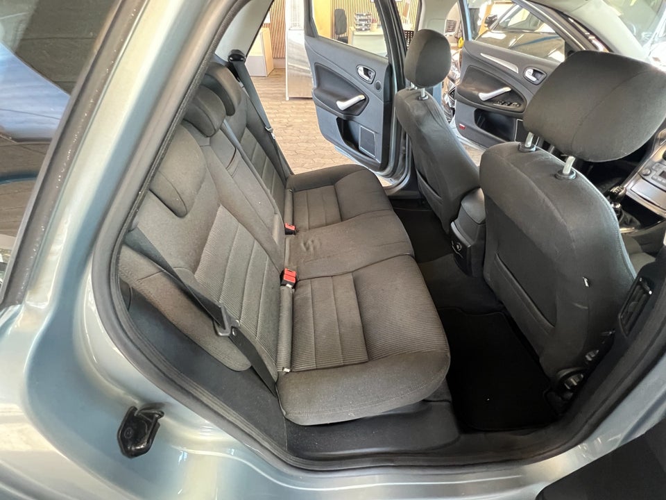 Ford Mondeo 2,0 TDCi 140 Titanium 5d