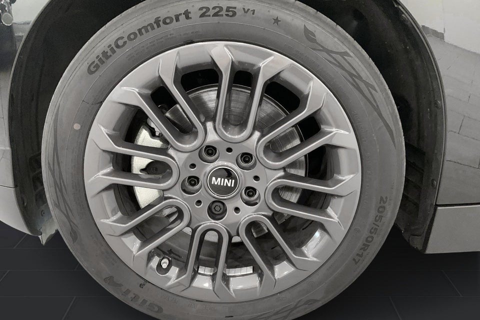 MINI Cooper E Essential Trim XS 3d