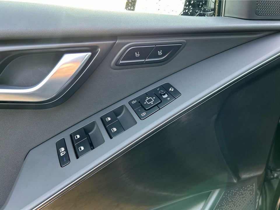 Kia Niro 64 EV Upgrade 5d
