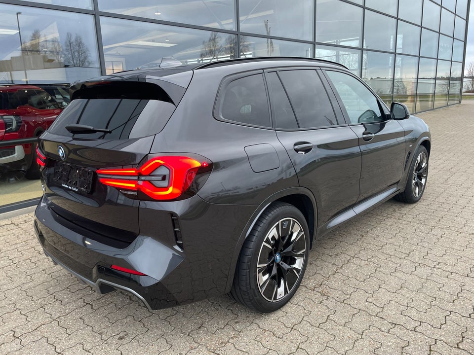 BMW iX3 Charged Plus M-Sport 5d
