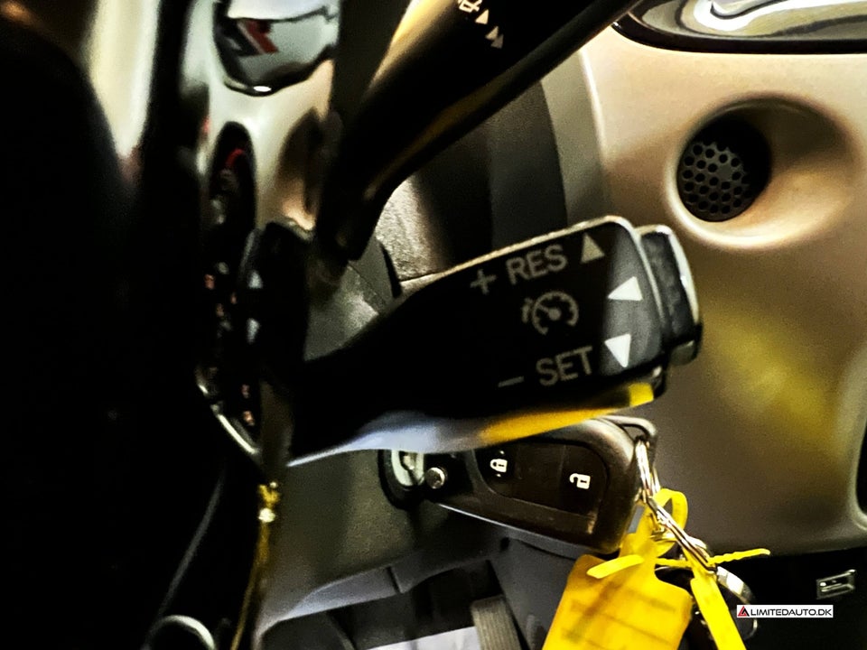 Toyota Aygo 1,0 VVT-i x-press 5d