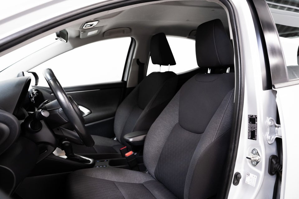 Toyota Yaris 1,5 Hybrid H3 e-CVT 5d