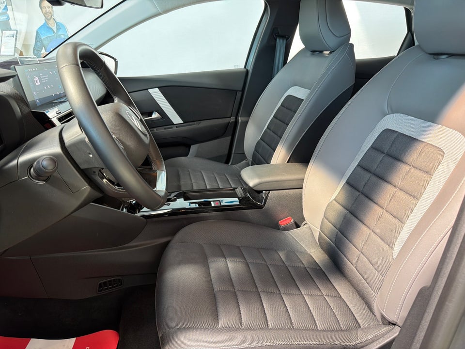 Citroën ë-C4 50 Plus 5d