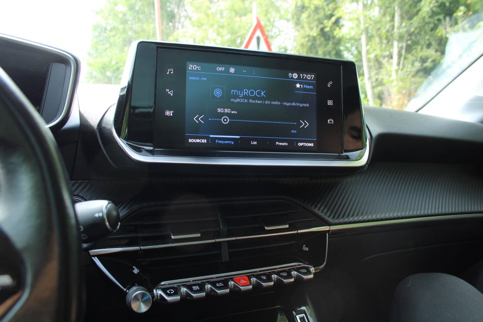 Peugeot 208 1,2 PureTech 100 Active 5d