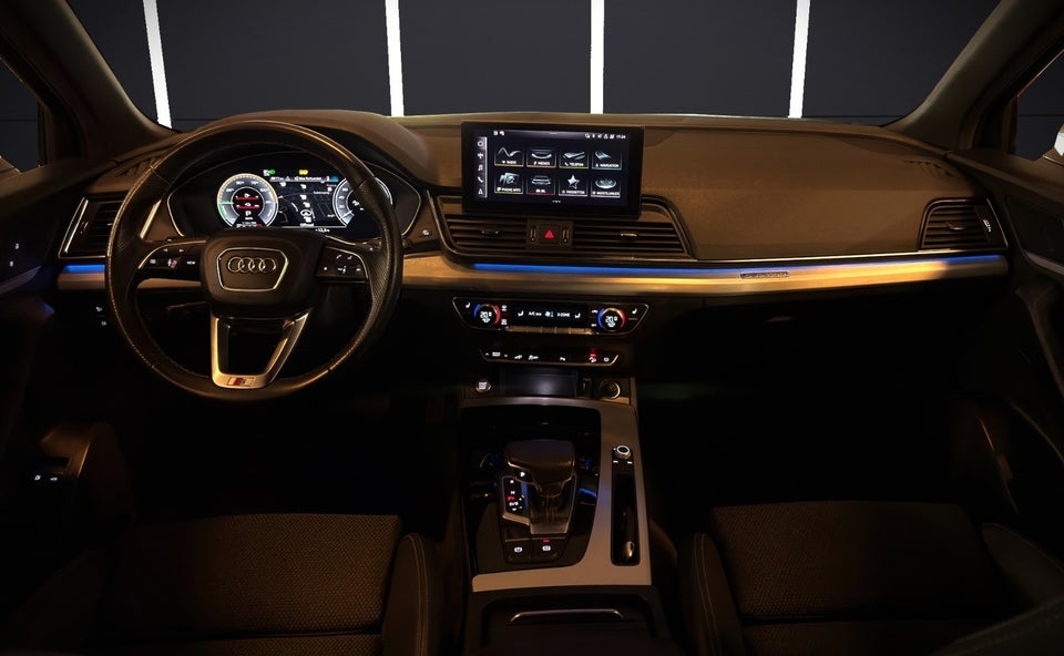 Audi Q5 50 TFSi e S-line quattro S-tr. 5d