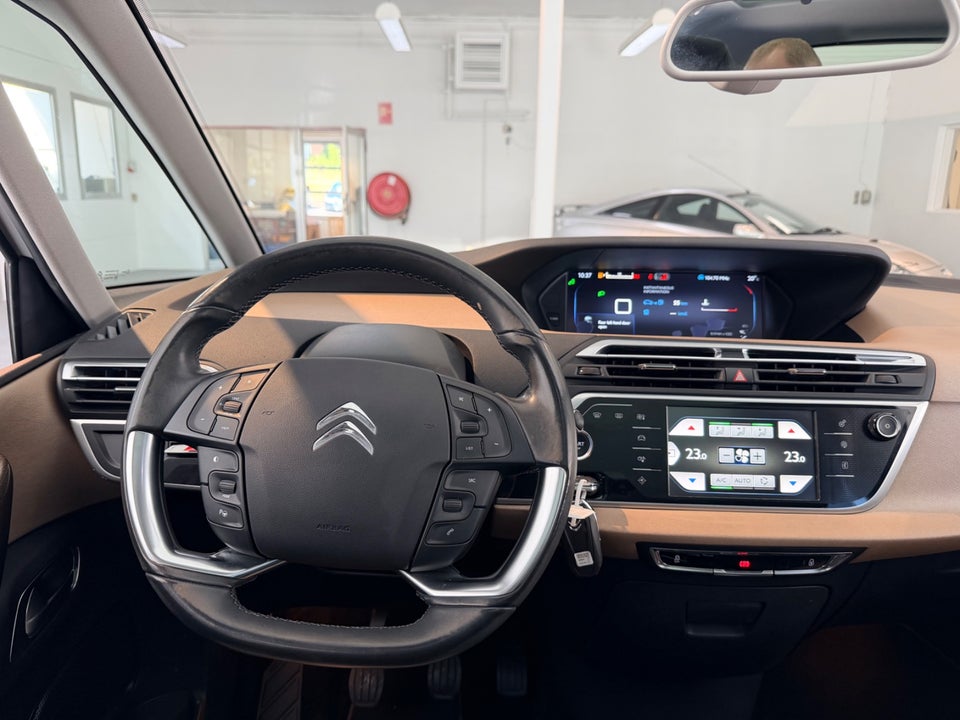 Citroën C4 Picasso 1,6 THP 156 Intensive 5d
