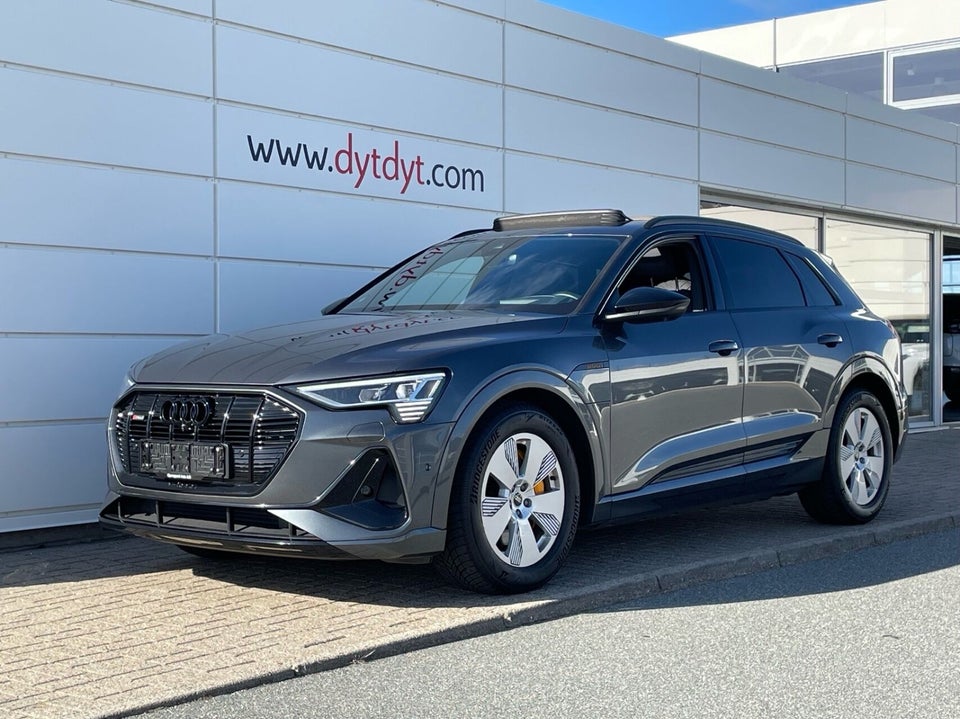 Audi e-tron 55 S-line quattro 5d