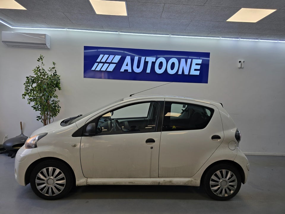 Toyota Aygo 1,0 VVT-i T1 5d