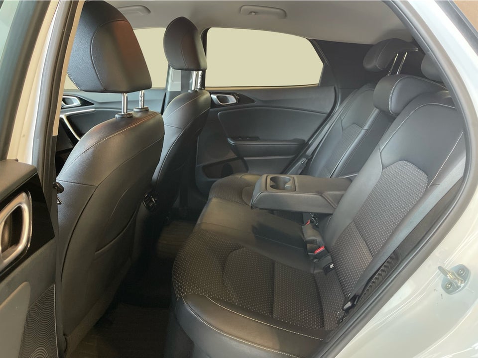 Kia XCeed 1,6 PHEV Upgrade DCT 5d