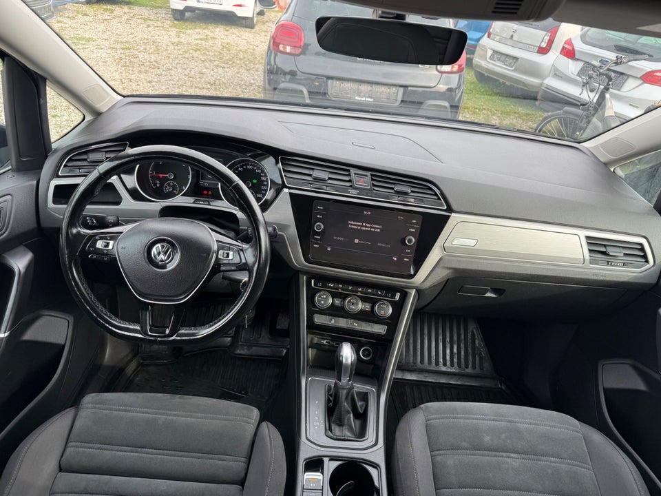 VW Touran 1,6 TDi 115 Comfortline DSG 7prs 5d