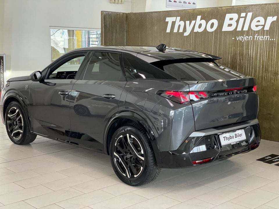 Peugeot e-3008 77 GT Pack 5d