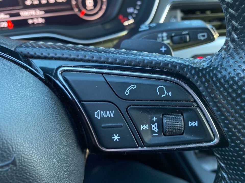 Audi A4 2,0 TDi 190 S-line Avant quattro S-tr. 5d