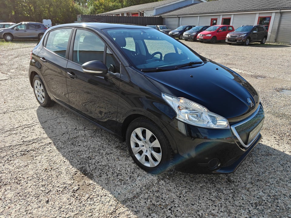 Peugeot 208 1,0 VTi Active 5d