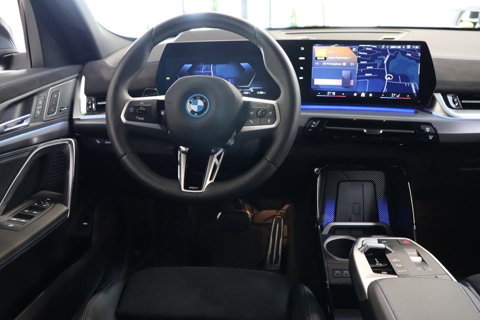 BMW iX2 eDrive20 Fully Charged M-Sport 5d