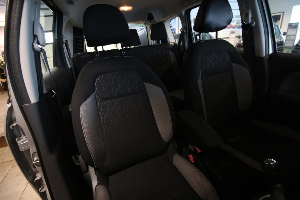 Citroën C3 Picasso 1,2 PureTech 110 Seduction Upgrade 5d