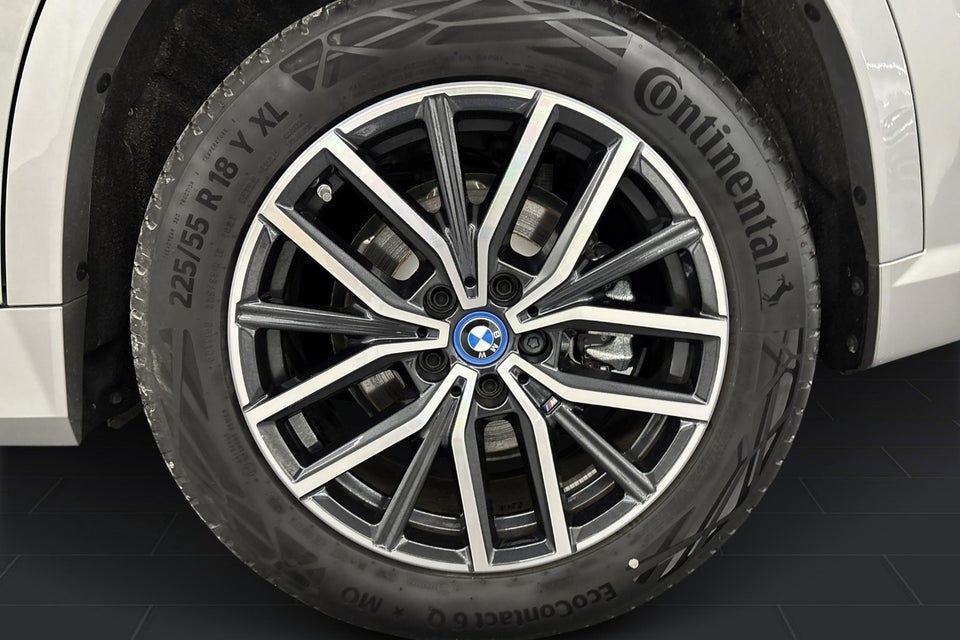 BMW iX1 eDrive20 M-Sport 5d