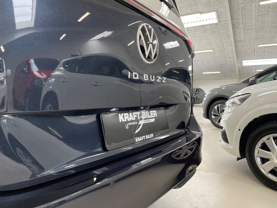 VW ID.Buzz 77 Pro SWB 5d