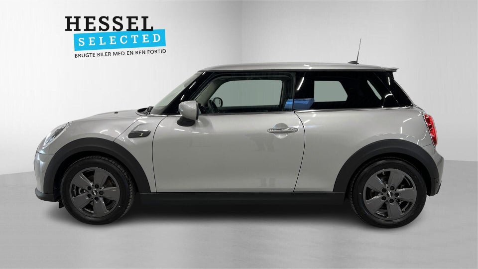 MINI Cooper SE Essential 3d