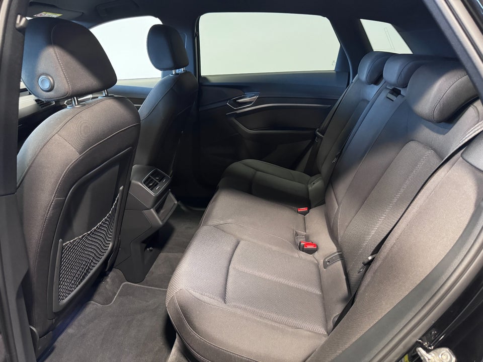 Audi e-tron 50 quattro 5d